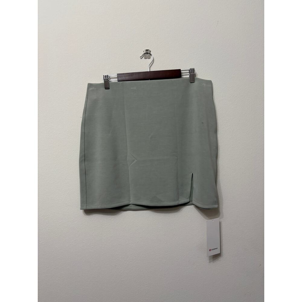NWT Lululemon Softstreme High-Rise Mini Skirt Sz XL MSRP $88 Fog Green